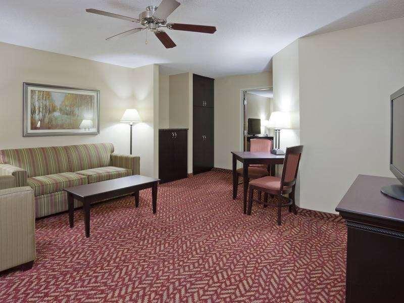 Grandstay Hotel & Suites Cambridge Rum bild