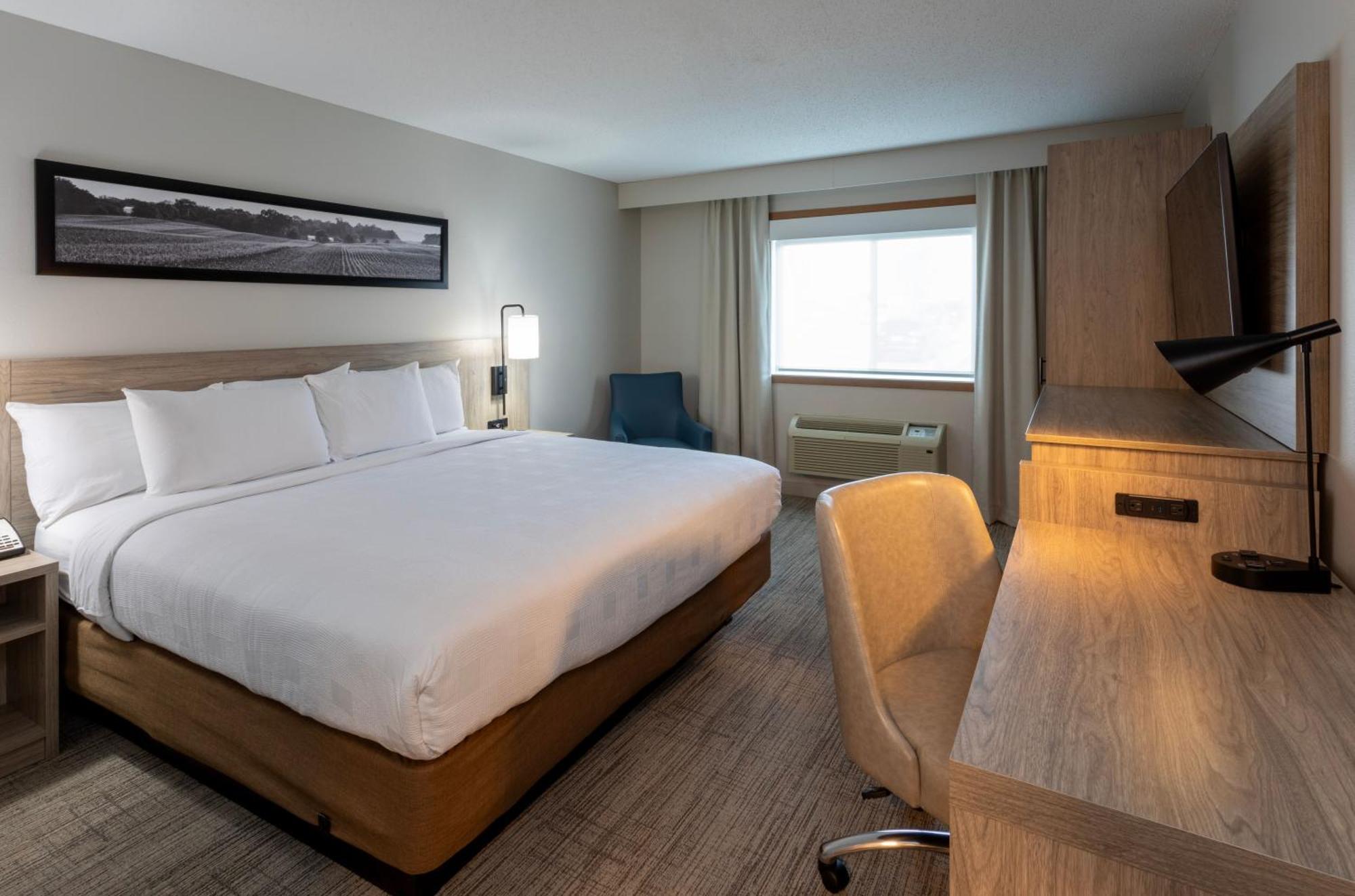 Grandstay Hotel & Suites Cambridge Exteriör bild