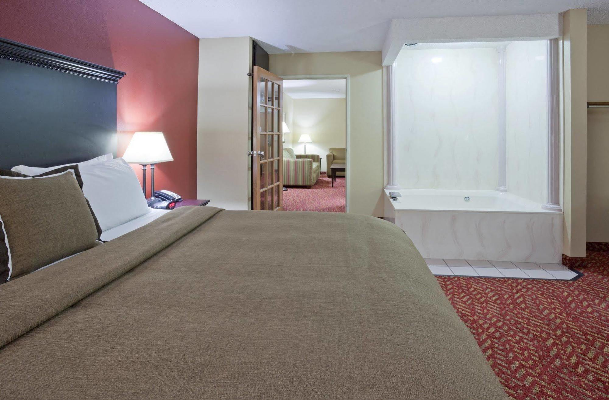 Grandstay Hotel & Suites Cambridge Exteriör bild