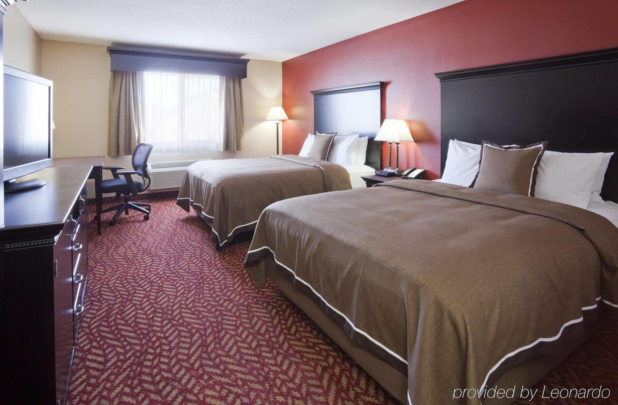 Grandstay Hotel & Suites Cambridge Exteriör bild