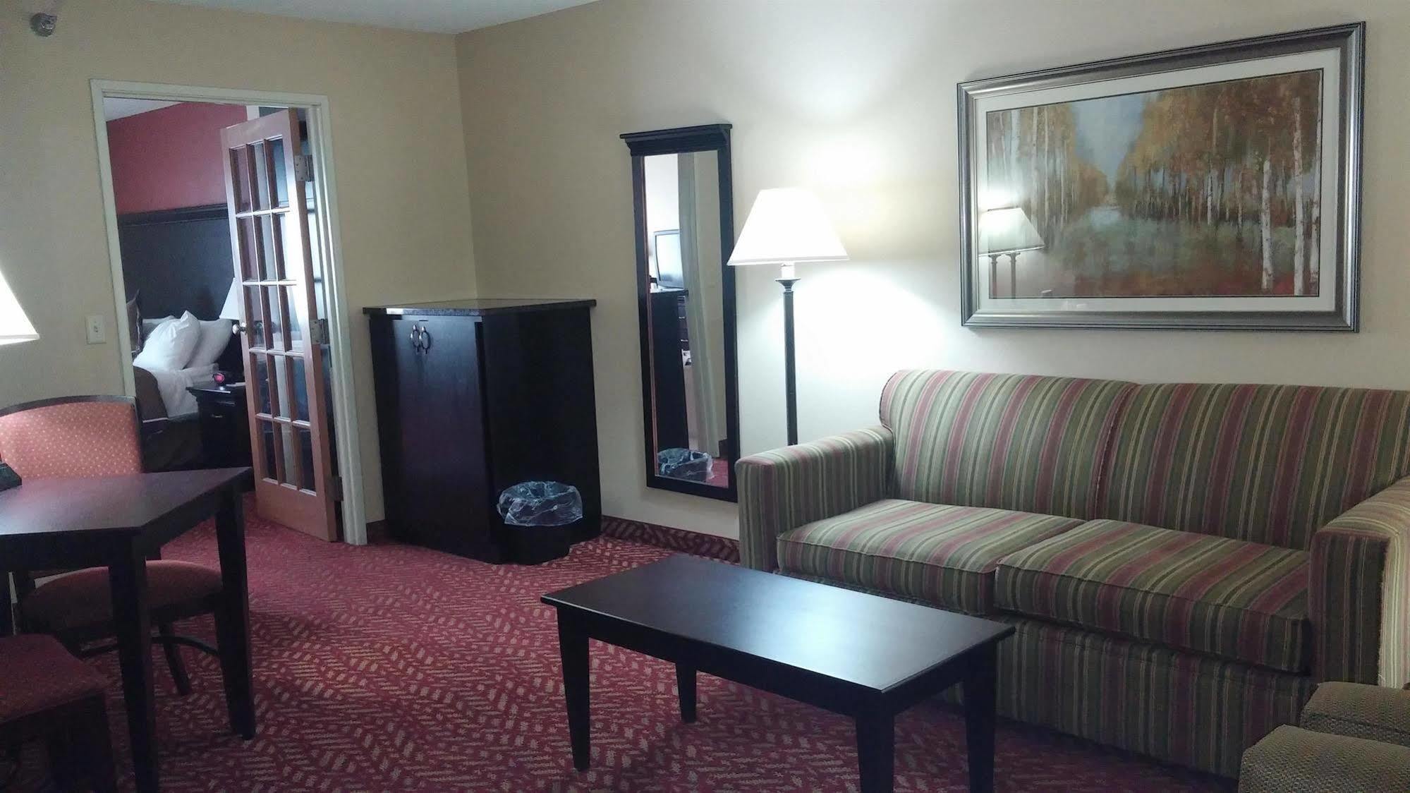 Grandstay Hotel & Suites Cambridge Exteriör bild